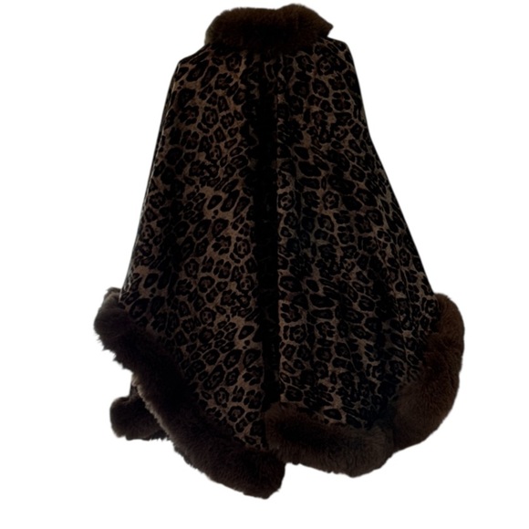 Leopard Faux Fox Fur Trim Cape or Wrap Size OS - Picture 6 of 12